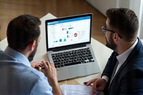 Social media strategy planning with professionals